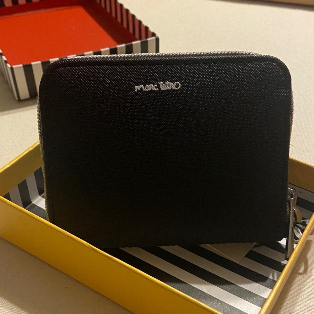 Marc Tetro Black Dog Print Wallet - Picture 2 of 6